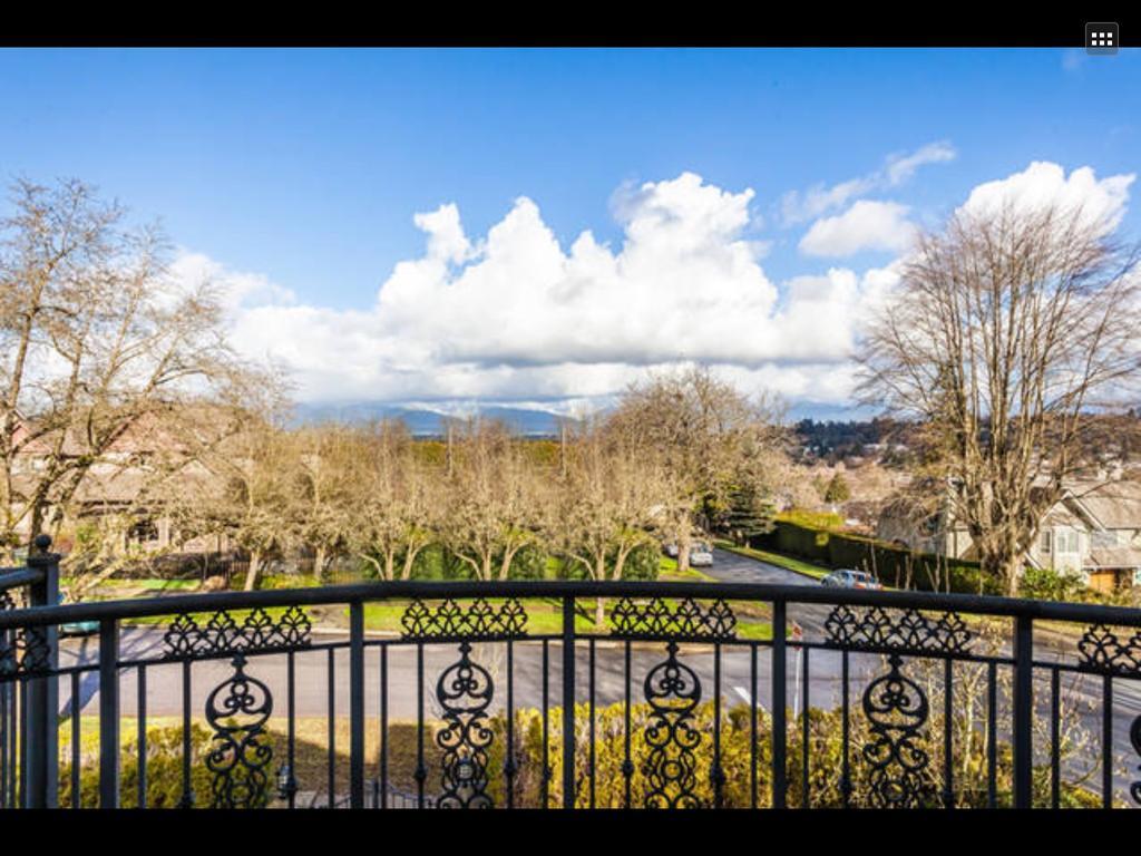 Vancouver West Luxurious House Apartment Exterior photo